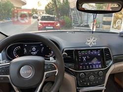 جیپ گراند شیرۆکی